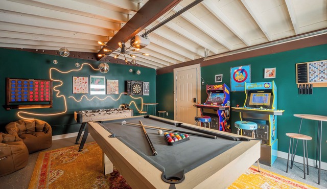 15% Discount! New! Cowboy Pool~Hot Tub~Stargazing in Twentynine Palms