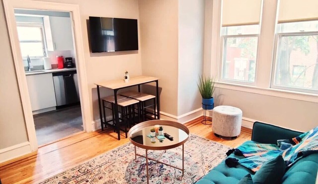 1601 Lombard