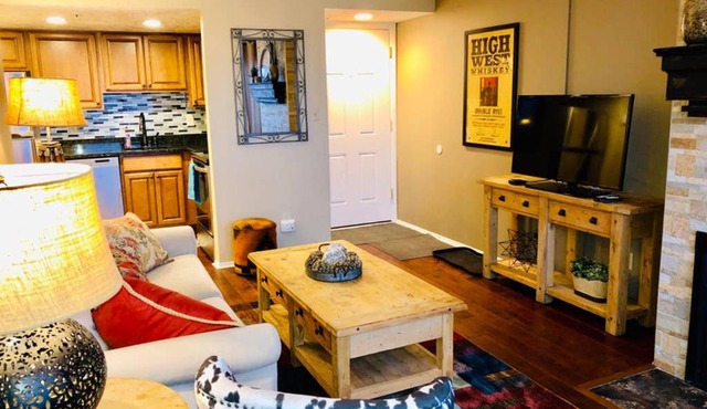 1br Park City Condo Close to Everything!