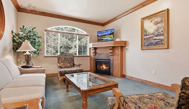 2 Bed 2 Bath Villa - Resort Amenities in the heart of Midway Utah 2080 2