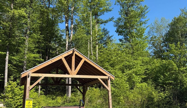 2-Bedroom Unit in Plymouth Vt located central to Killington, Woodstock & Okemo