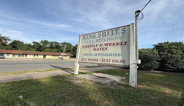 2 Double Beds Smoking | Kingsland