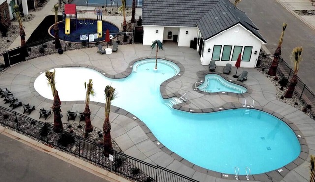Athlete's Retreat | Pool, Hot Tub, Pet Friendly