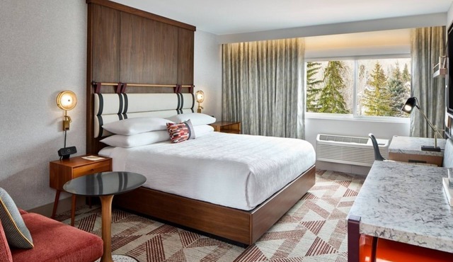 Boutique Mountain Retreat Near World-Class Skiing - 1.5 miles