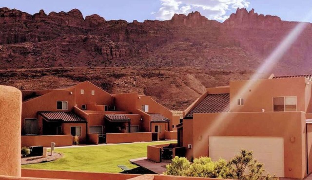 Cairn House - 4A7