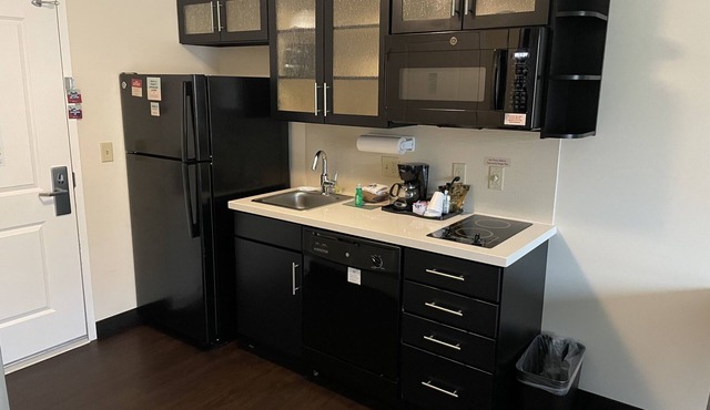 Candlewood Suites Chester - Philadelphia International Airport by IHG