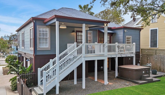 Charming 4-bedroom Elegant Home in Galveston, Texas