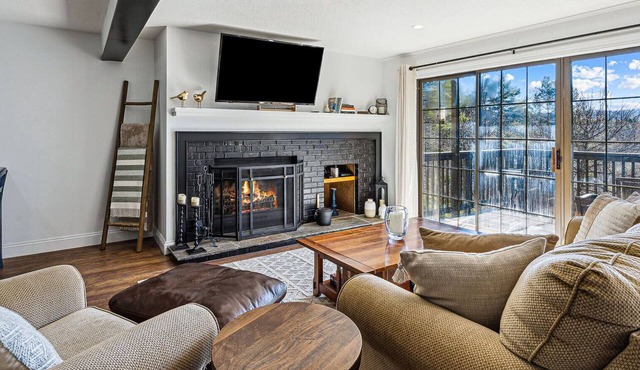 Condo with Fireplace, Sugar Hill