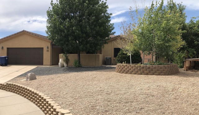 Conveniently close to St. George, Zion, Bryce & the Grand Canyon.