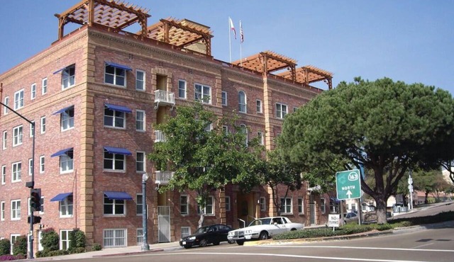 CW BLOCK Flagstaff 1br