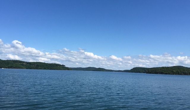 Direct Beaver Lakefront!!! Steps to Waterfront Amenities! Location! Location!