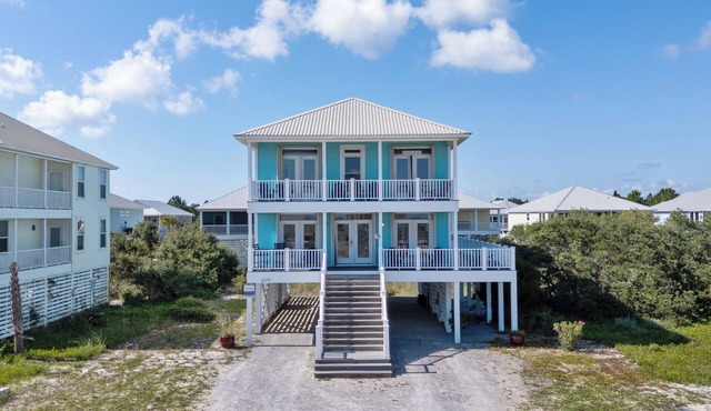 Dog Friendly Beach House 200ft from the Beach