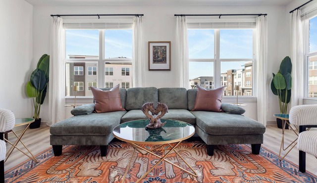 Elevated Contemporary 2BR 2BA with Balcony