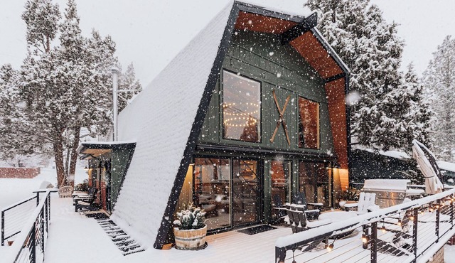 Entire cabin in Big Bear Lake, California