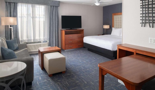 Homewood Suites by Hilton Gateway Hills Nashua