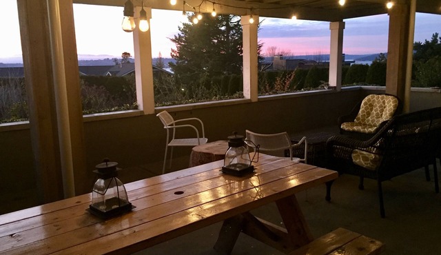 Lake and Mountain Views - 2 Bedroom, 3/4 Bath