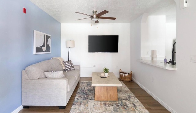 Landing | Amazing 2BD, Clubhouse, Gym