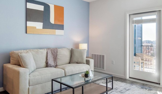 Landing | Incredible 1BD, Gym, Pool