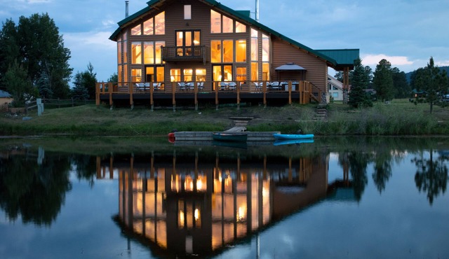 Large Lake Front w/Own Dock and Mountain Views. Sleeps 20 Cert. # VRP-25-0468