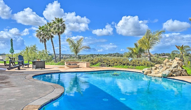 Luxe Vista Getaway w/Private Pool & Hot Tub!