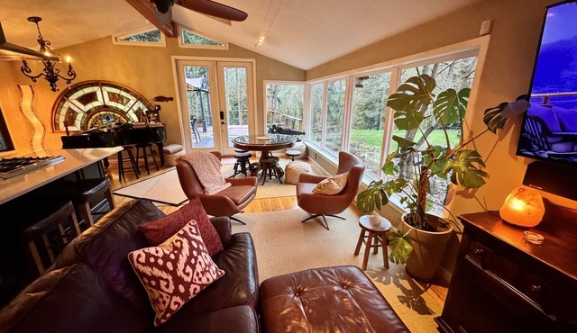 Luxury Forest Escape with Fire Pit and Waterfall and Private Decks Near Seattle