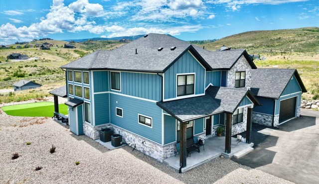 Luxury Home at Bear Lake! Sleeps 30! Resort Pools and Hot Tub! Tesla Charging!