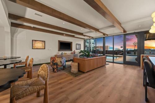 Luxury Retreat - Pool Sauna Parking