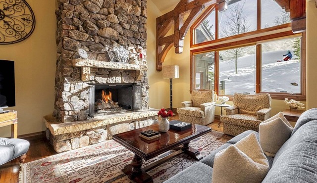 Luxury Ski-In/Ski-Out Empire Pass Retreat | Private Hot Tub | Sleeps 12