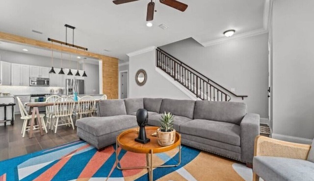 Luxury Walk 2 Beach, Private Heated Pool, 2 Masters -King Beds