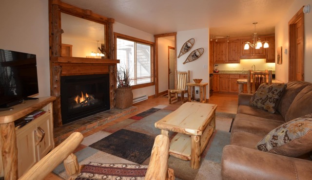 Moose Ski Condo in Canyons Village of Park City 3-minutes from Slopes & Trails!