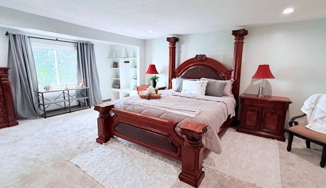 Mountain & Valley Vista Home NSL