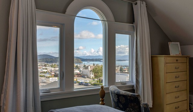 Nantucket Inn in Anacortes