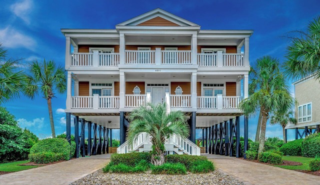 🌊🌞Oceanfront | Private Pool, Hot Tub + Outdoor Kitchen | The Oasis in Myrtle Beach