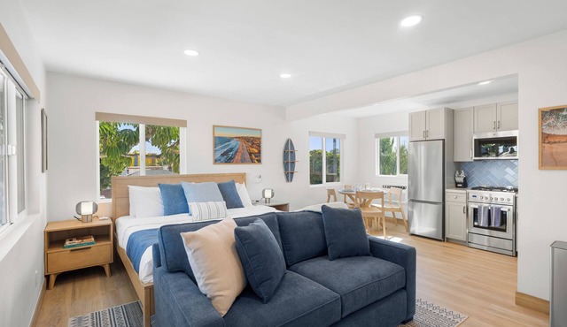 Pacific Tides 5 - Modern Studio in the Heart of Pacific Beach w/AC and Parking