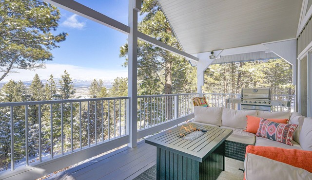 Pagosa Springs Family Retreat w/Game Room & Views