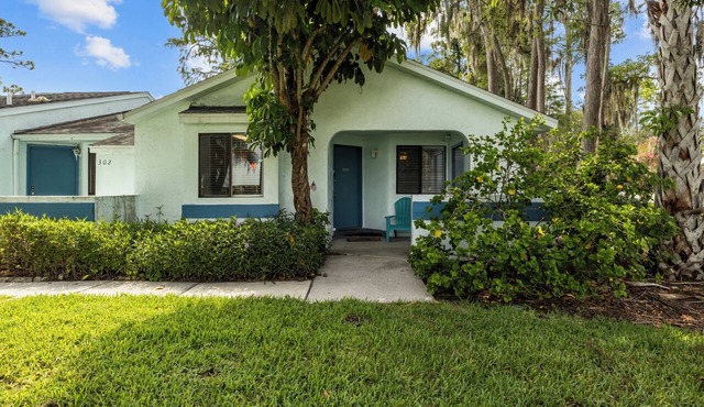Palm Lake Retreat | Pool, Beaches, Near Tampa