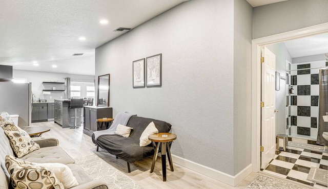 Pasture & Pond Views: Lovely Lutz Apartment
