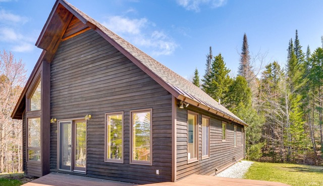 Peaceful Vermont Hideaway Near Stowe | Wooded View