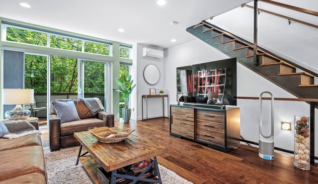 Pineda House in Seattle