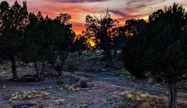 PRIMITIVE CAMPING W/VIEWS OF MESA VERDE NATIONAL PARK & SLEEPING UTE