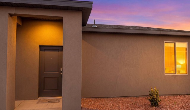 Private Suite Near Lake Powell | Antelope Canyon