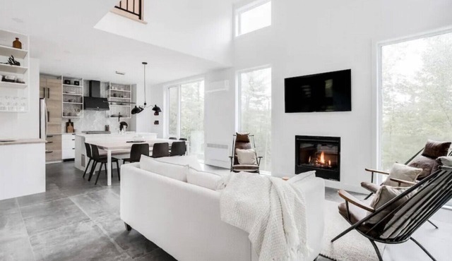 Propriété de luxe en pleine nature dans les Laurentides! in Morin-Heights