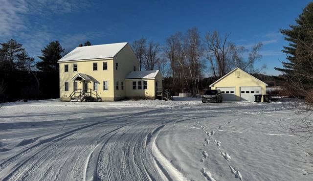 Quiet 2 Bedroom Apt in Bristol-15 minutes from Middlebury