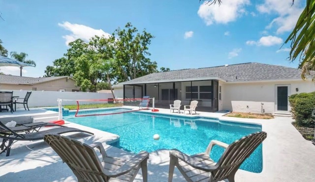 Resort Pool + Game Room: Sleeps 8+ Studio
