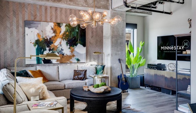 Sable 501 - Luxury Two Story Loft