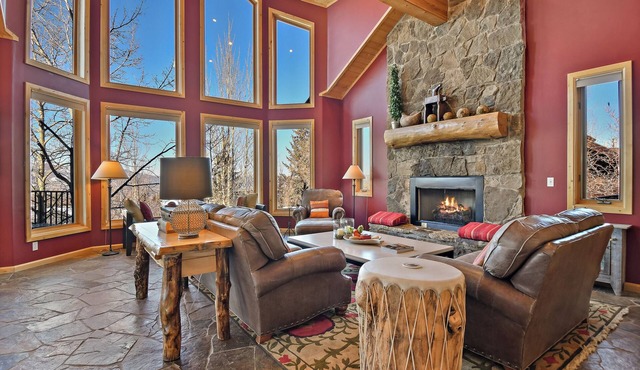 Shuttle to Snow Park Lodge | Hot Tub