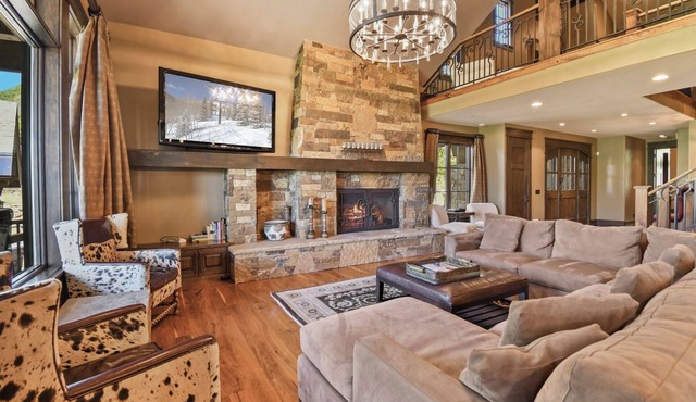 Ski-In/Ski-Out Townhome, Theater Room