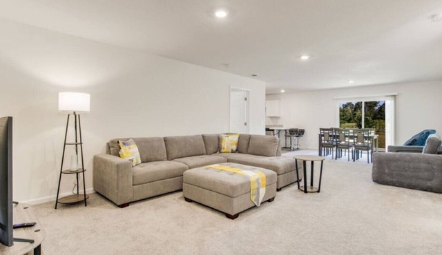 Spacious 4BR Home for Monthly Stays in Pensacola