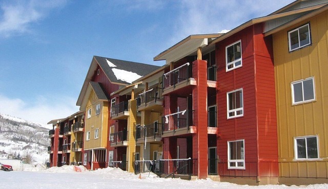 STEAMBOAT SPRINGS SKI WEEK-2BR CONDO-FEB 6-13, 2027-PRIME COLORADO POWDER SEASON