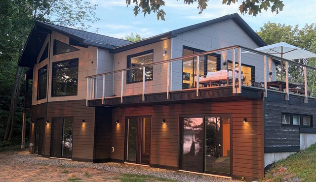 Sunset View Retreat on Lake Champlain in Alburgh